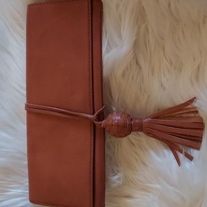 EUC Banana Republic Leather Clutch